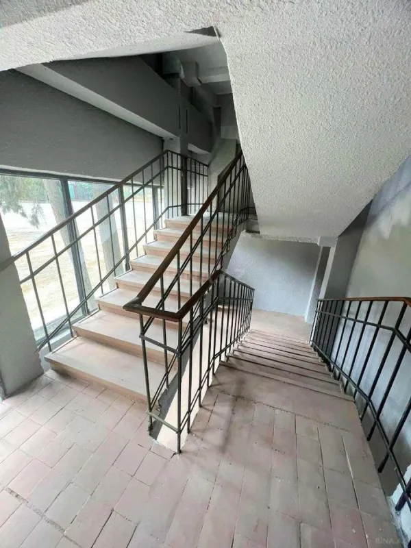 Kirayə verilir obyekt 1000 m²