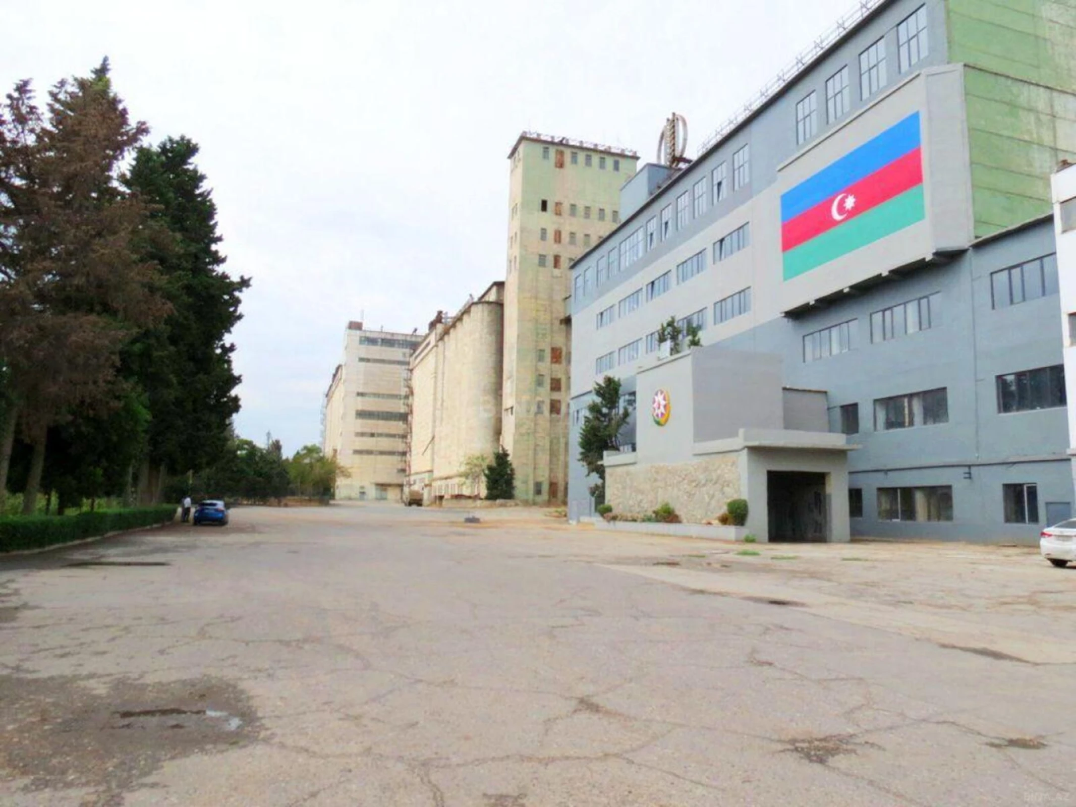 Kirayə verilir obyekt 1000 m²