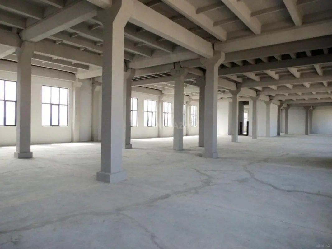 Kirayə verilir obyekt 1000 m²