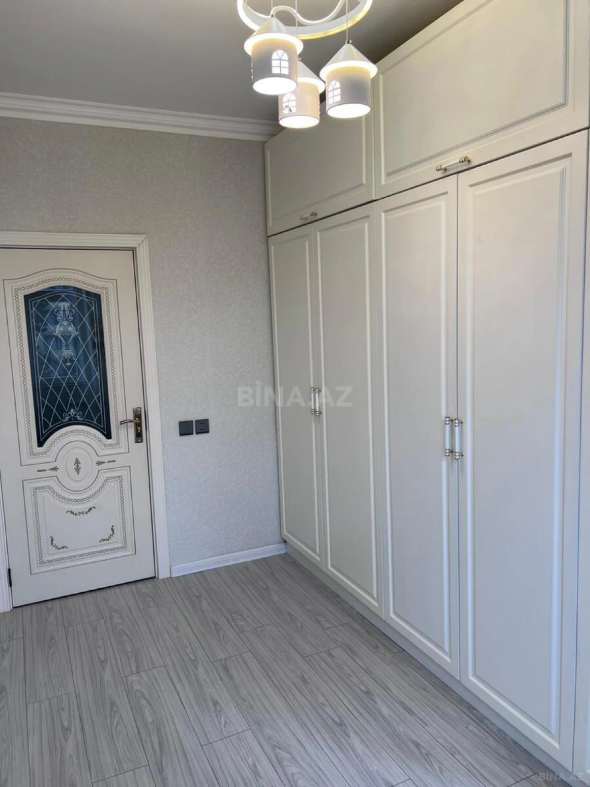 Satılır 3 otaqlı mənzil 70 m²