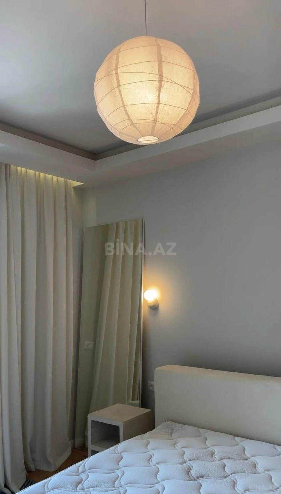 Kirayə verilir 2 otaqlı mənzil 90 m²