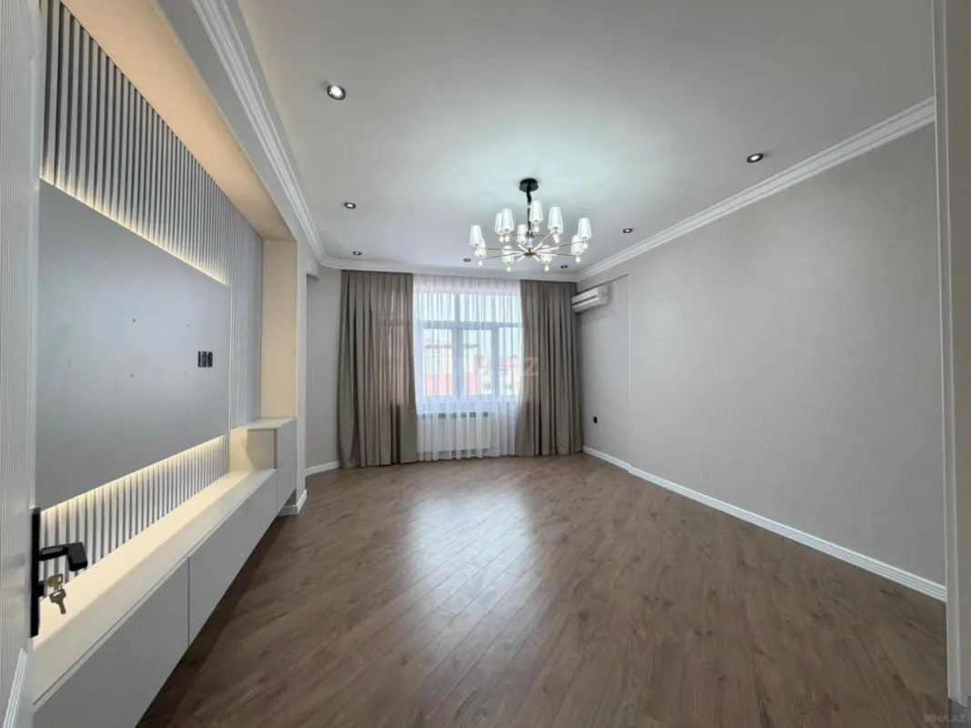 Satılır 2 otaqlı mənzil 90 m²