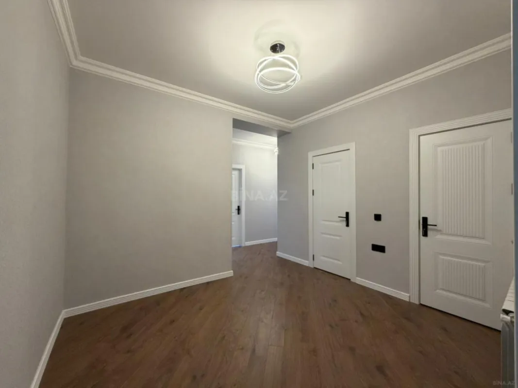 Satılır 2 otaqlı mənzil 90 m²