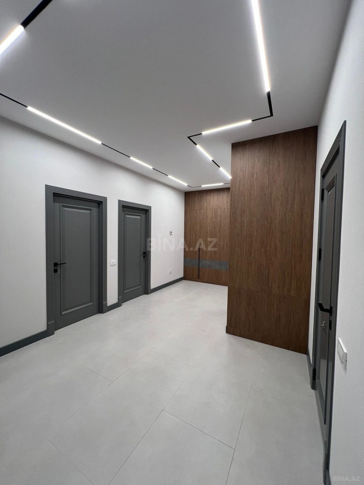 Kirayə verilir 3 otaqlı mənzil 145 m²