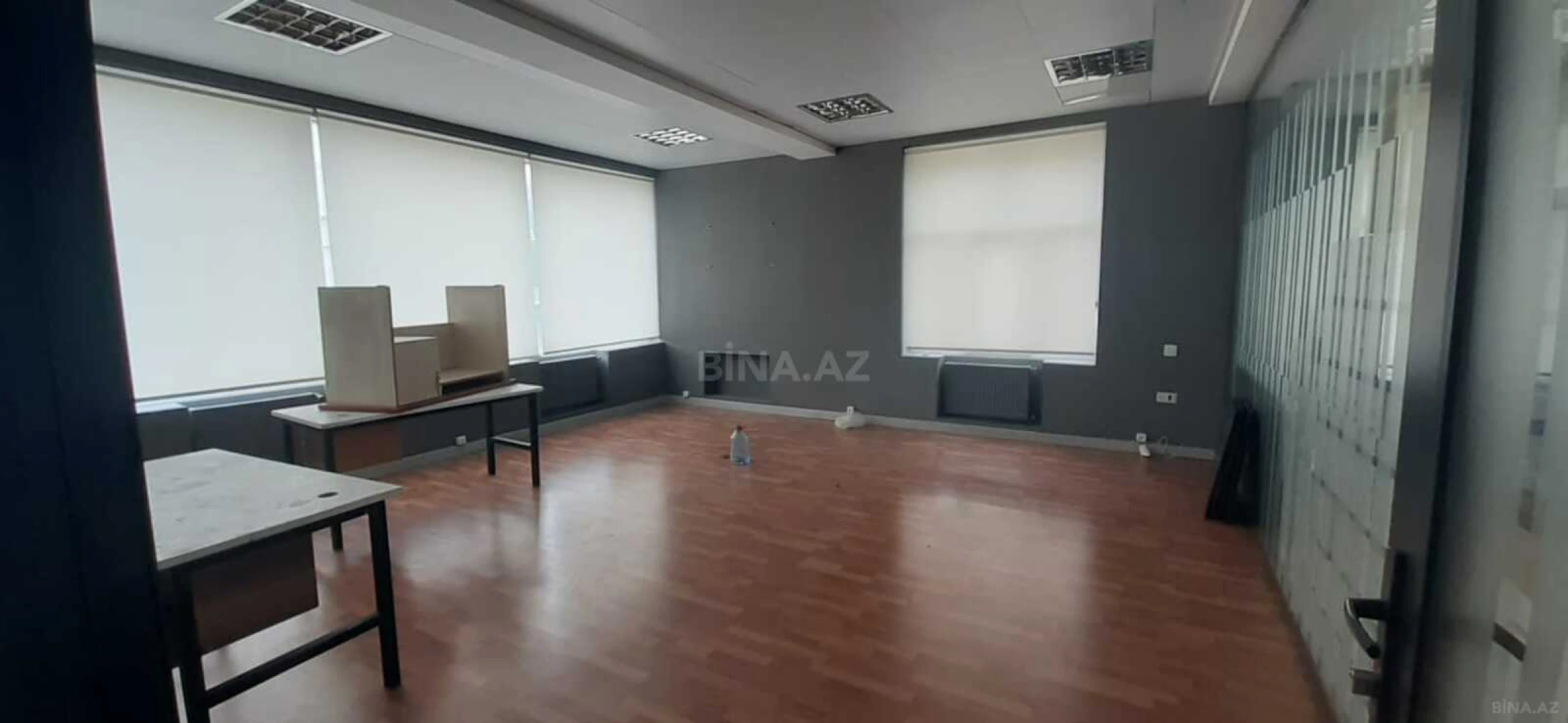 Kirayə verilir 20 otaqlı ofis 2200 m²