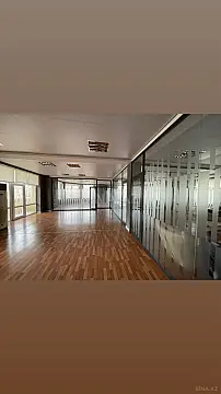 Kirayə verilir 20 otaqlı ofis 2200 m²