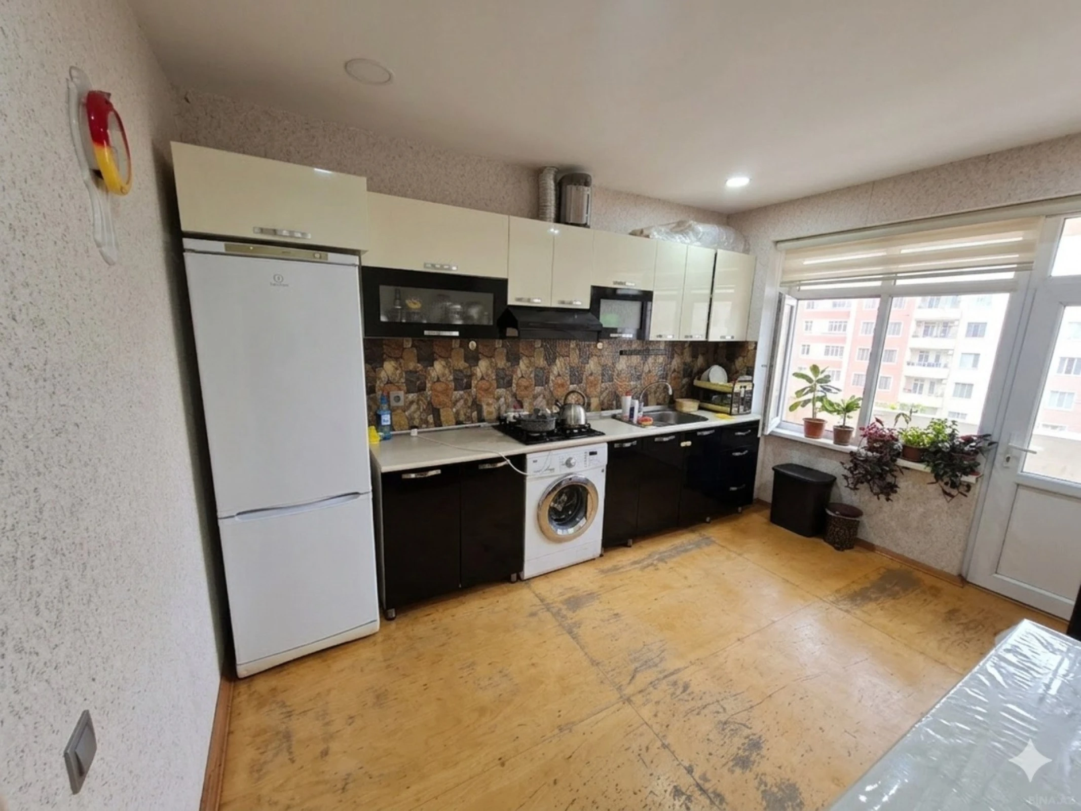 Kirayə verilir 2 otaqlı mənzil 65 m²