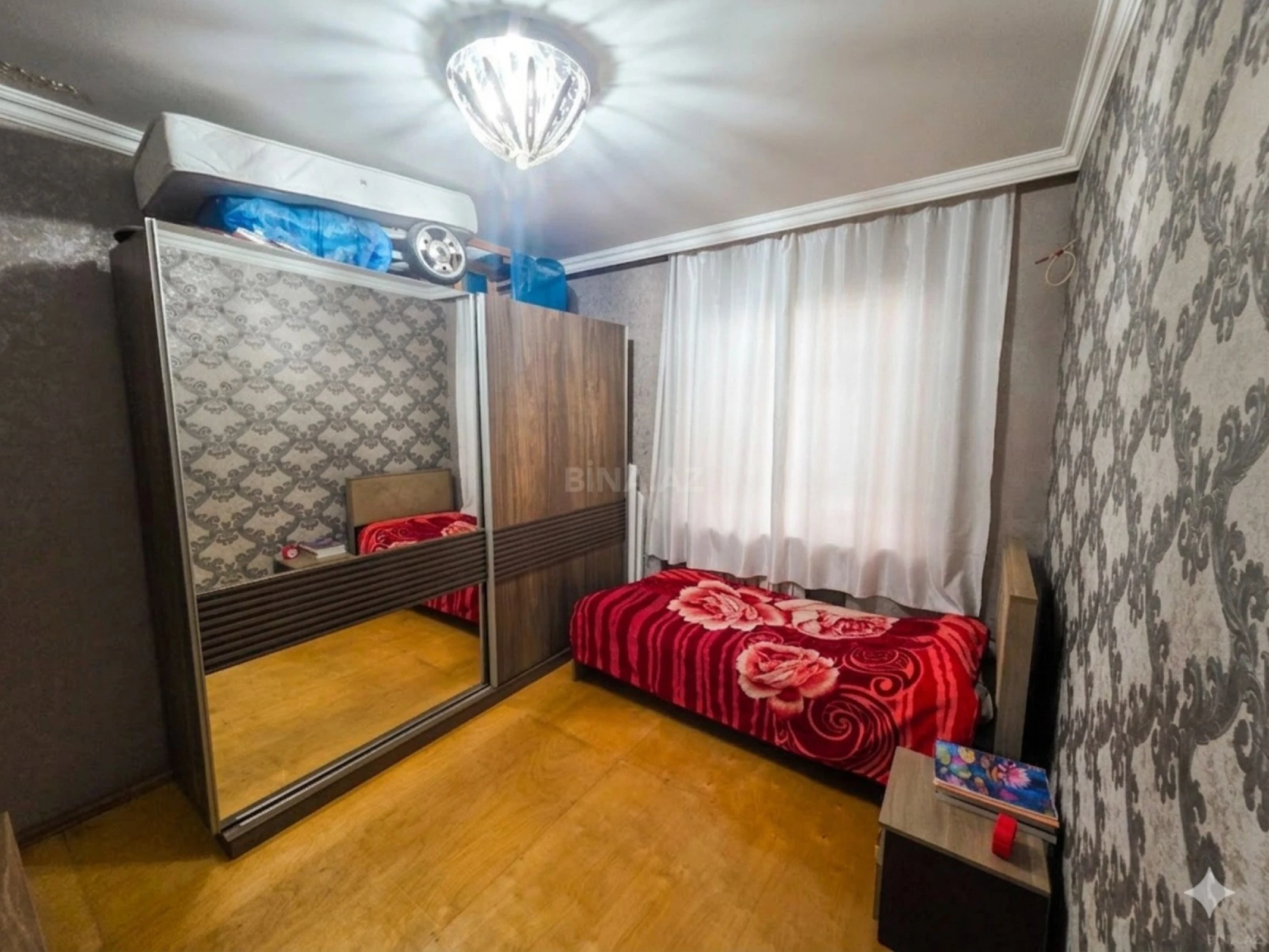Kirayə verilir 2 otaqlı mənzil 65 m²