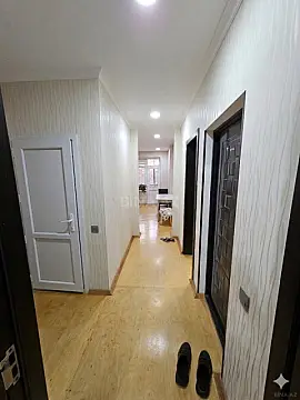 Kirayə verilir 2 otaqlı mənzil 65 m²