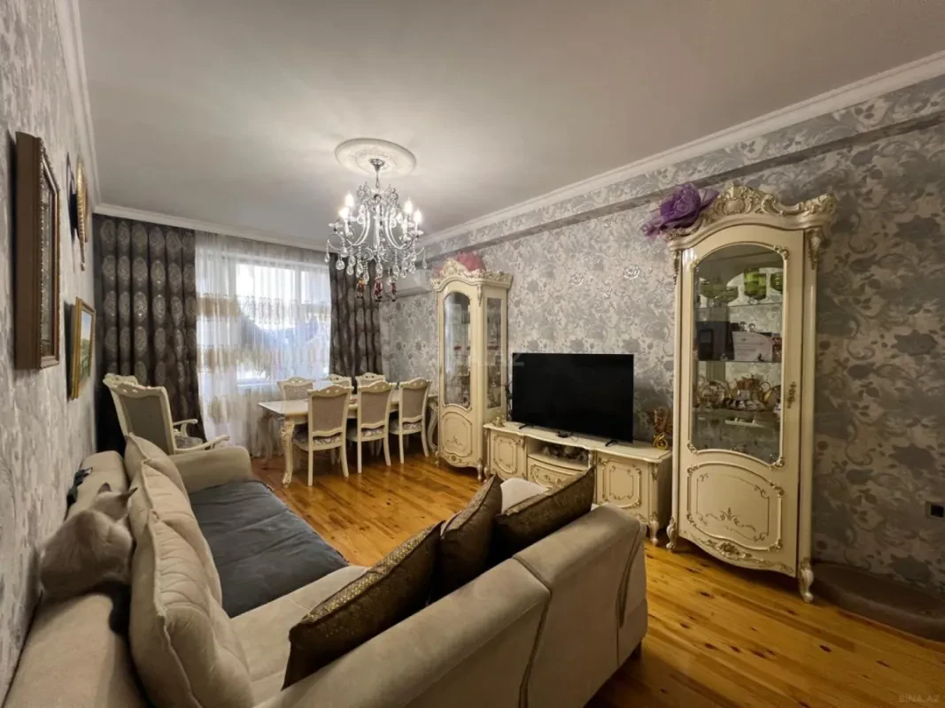 Satılır 3 otaqlı mənzil 96 m²