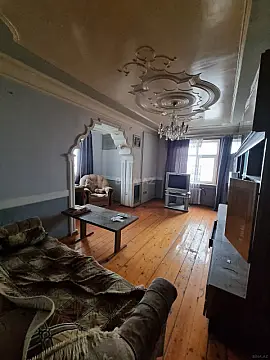 Satılır 3 otaqlı mənzil 60 m² — Bakı, Həzi Aslanov qəs. 3 otaq 60.00 m²