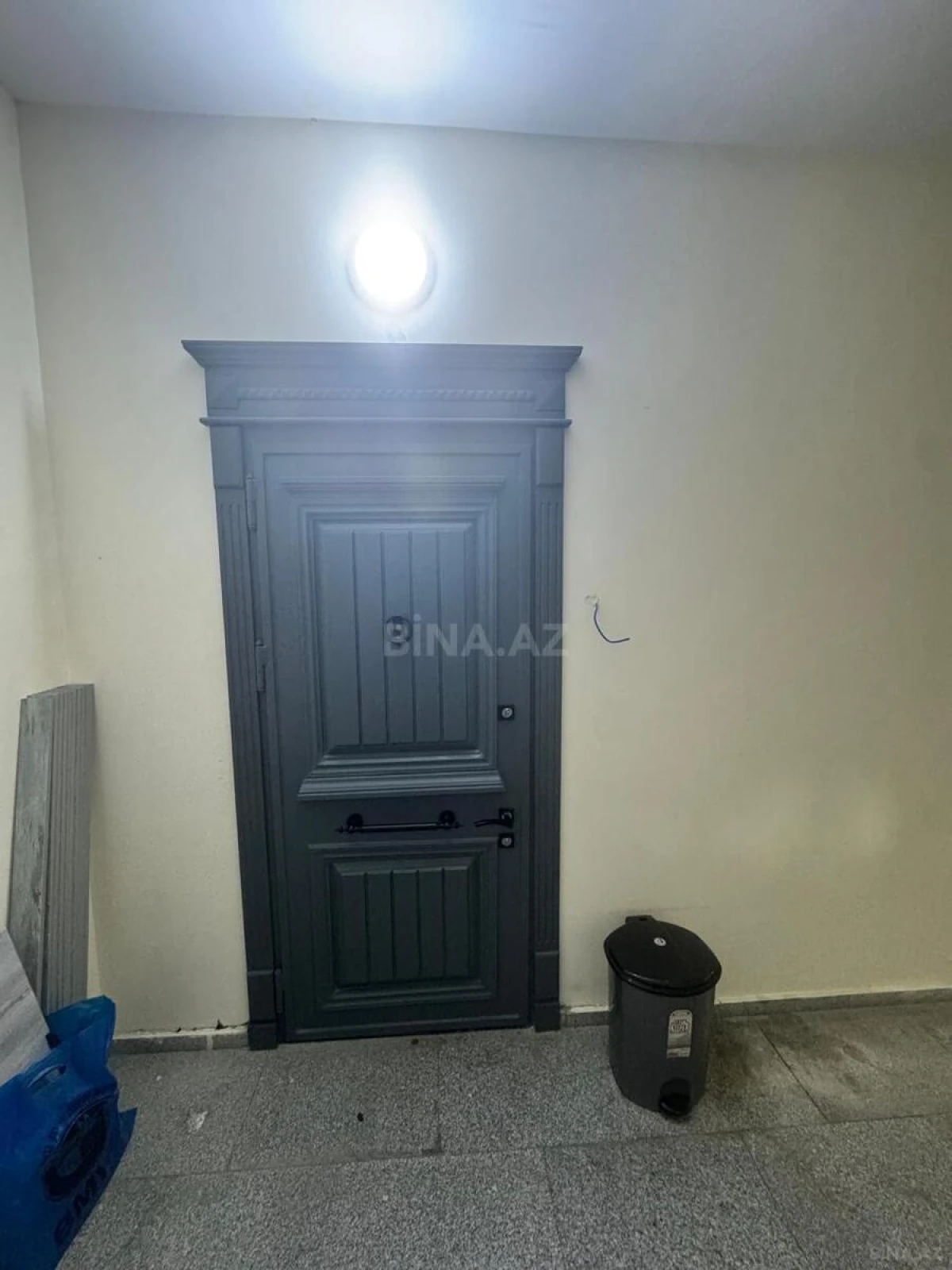 Satılır 4 otaqlı mənzil 157 m²