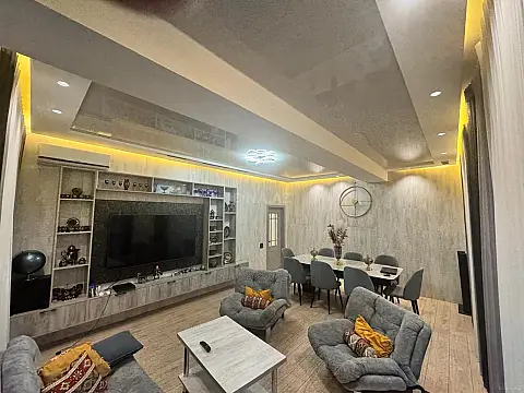 Satılır 4 otaqlı mənzil 157 m² — Bakı 4 otaq 157.00 m²