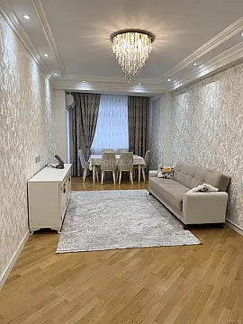 Satılır 2 otaqlı mənzil 65 m²