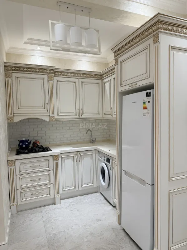 Satılır 2 otaqlı mənzil 65 m²
