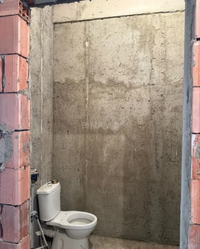 Satılır 2 otaqlı mənzil 72 m²