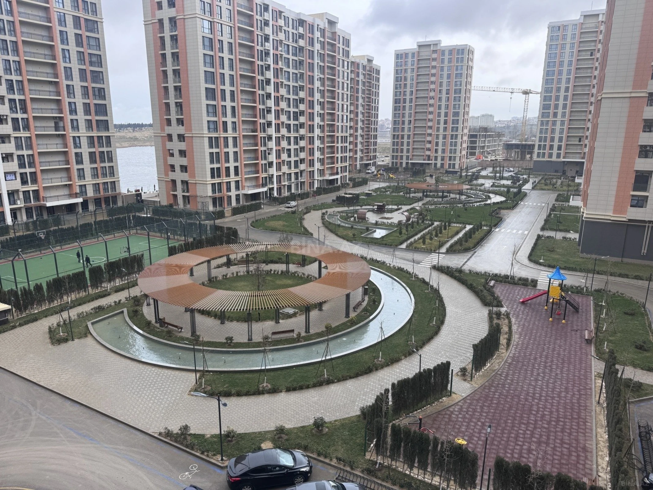 Satılır 3 otaqlı mənzil 86 m²