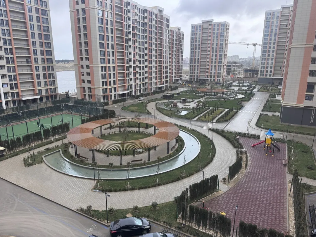 Satılır 3 otaqlı mənzil 86 m²