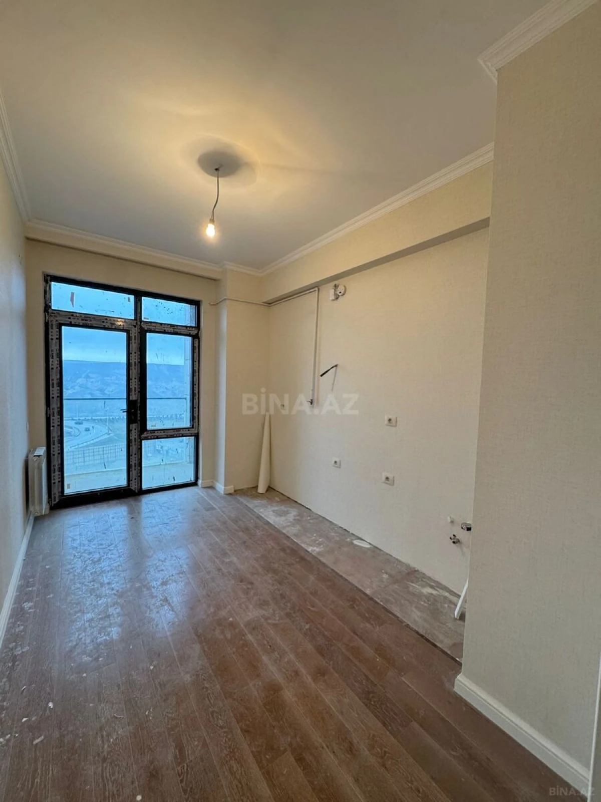 Satılır 3 otaqlı mənzil 86 m²
