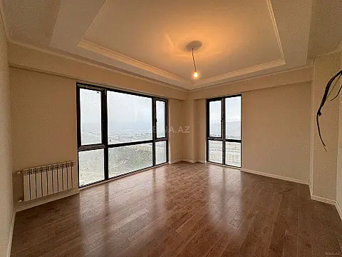 Satılır 3 otaqlı mənzil 86 m²