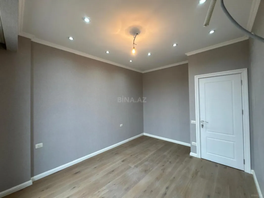 Satılır 3 otaqlı mənzil 86 m²