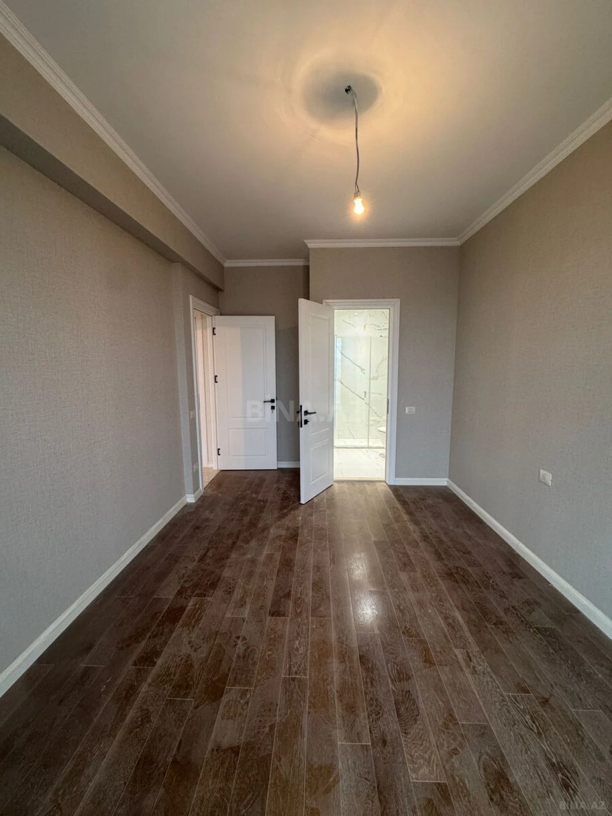Satılır 3 otaqlı mənzil 86 m²