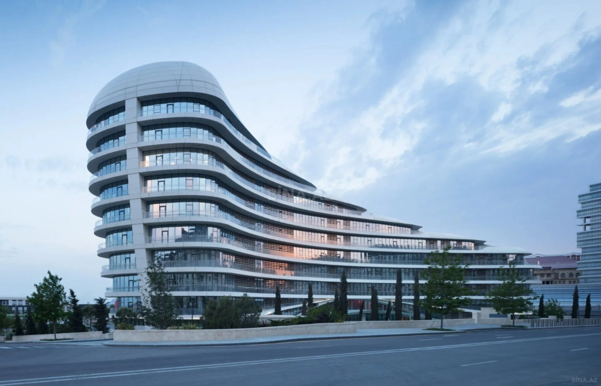 Kirayə verilir 5 otaqlı ofis 200 m²