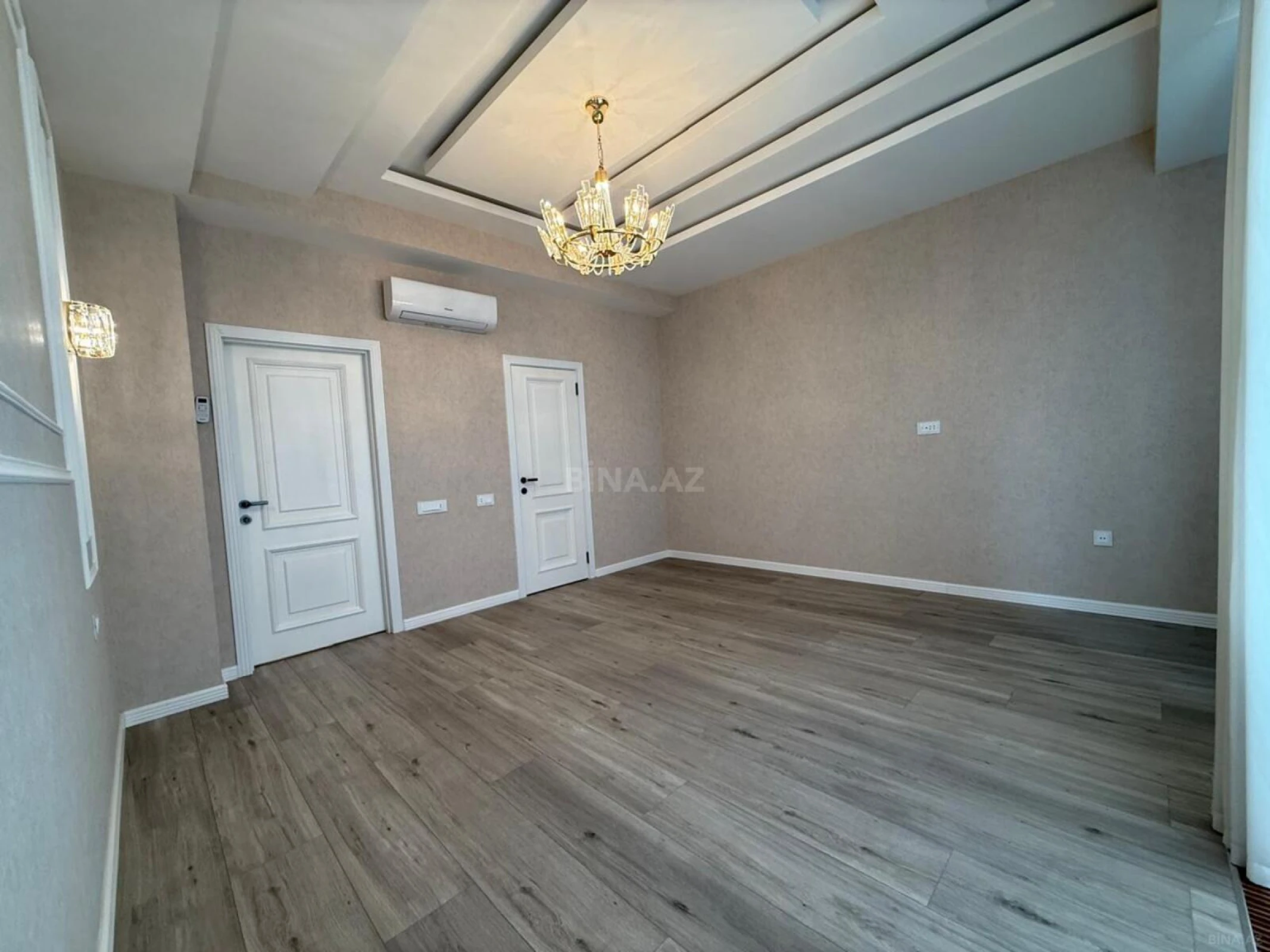 Kirayə verilir 5 otaqlı ofis 200 m²