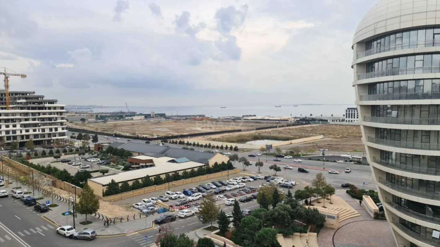 Kirayə verilir 5 otaqlı ofis 200 m²