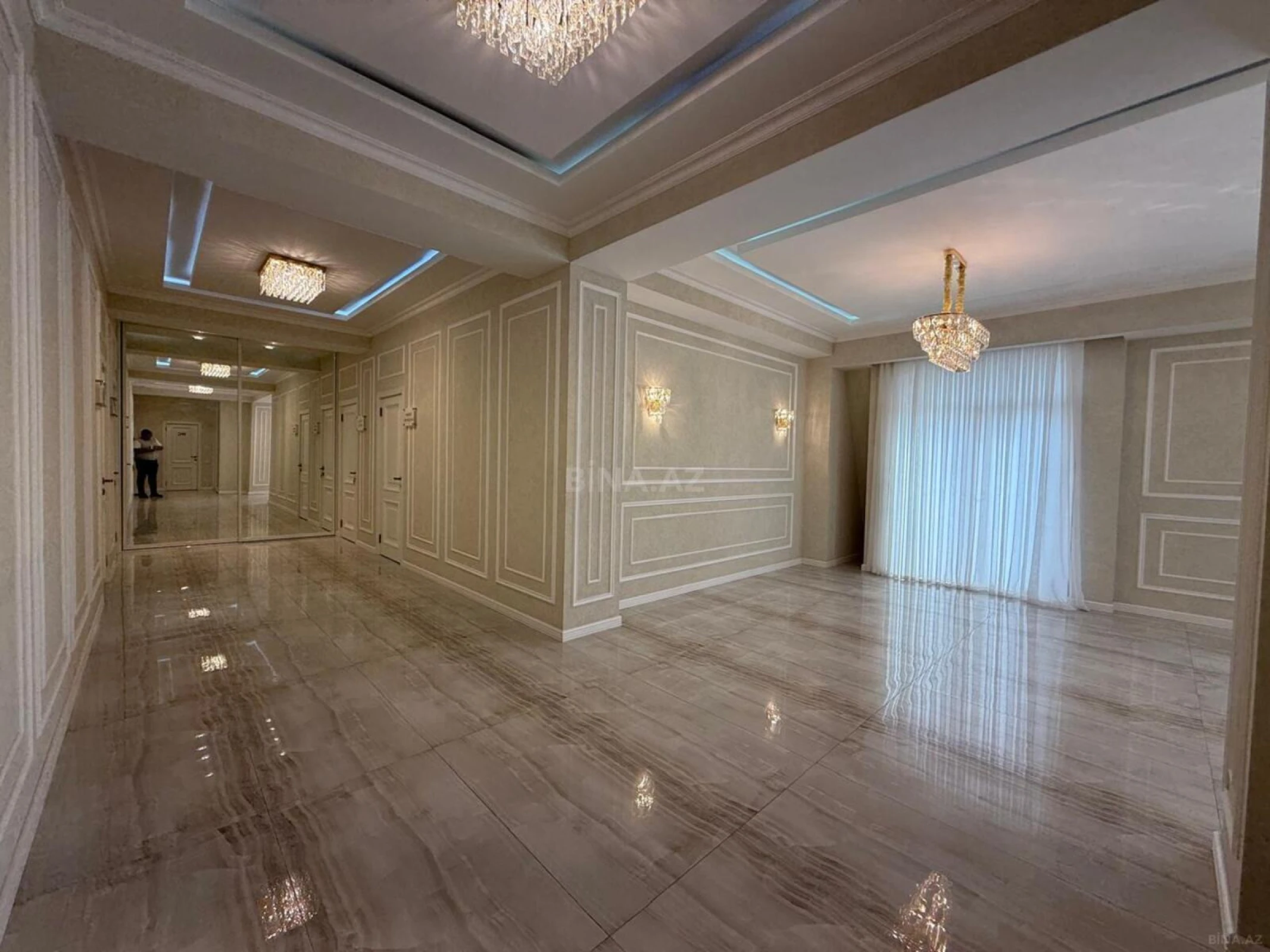 Kirayə verilir 5 otaqlı ofis 200 m²