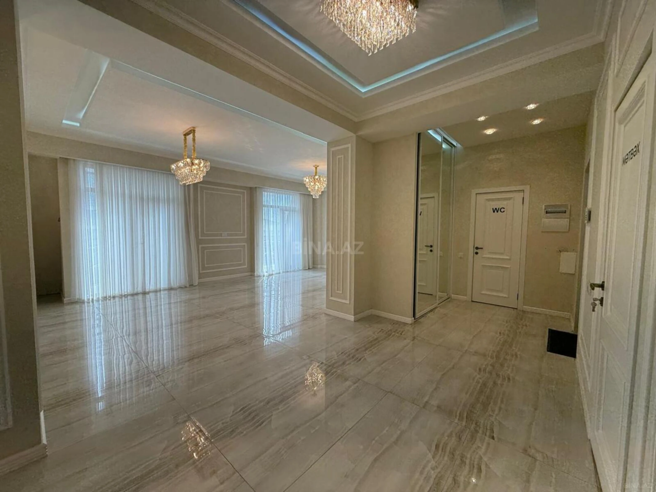 Kirayə verilir 5 otaqlı ofis 200 m²