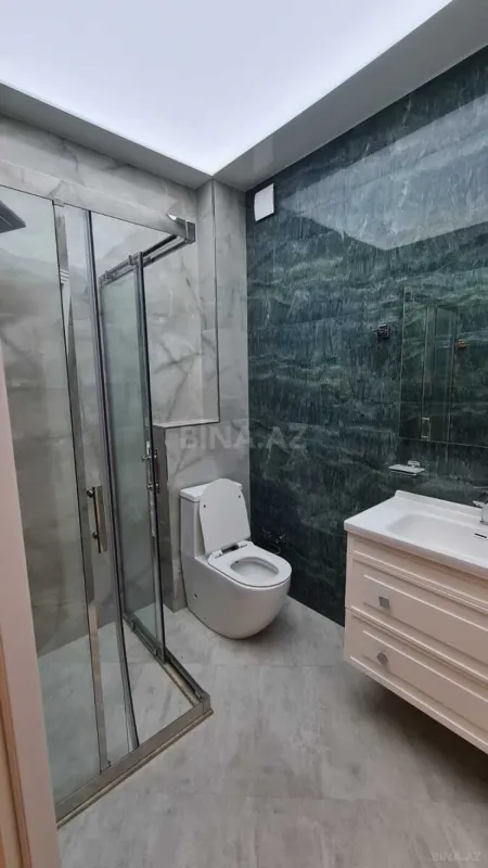 Kirayə verilir 5 otaqlı ofis 200 m²