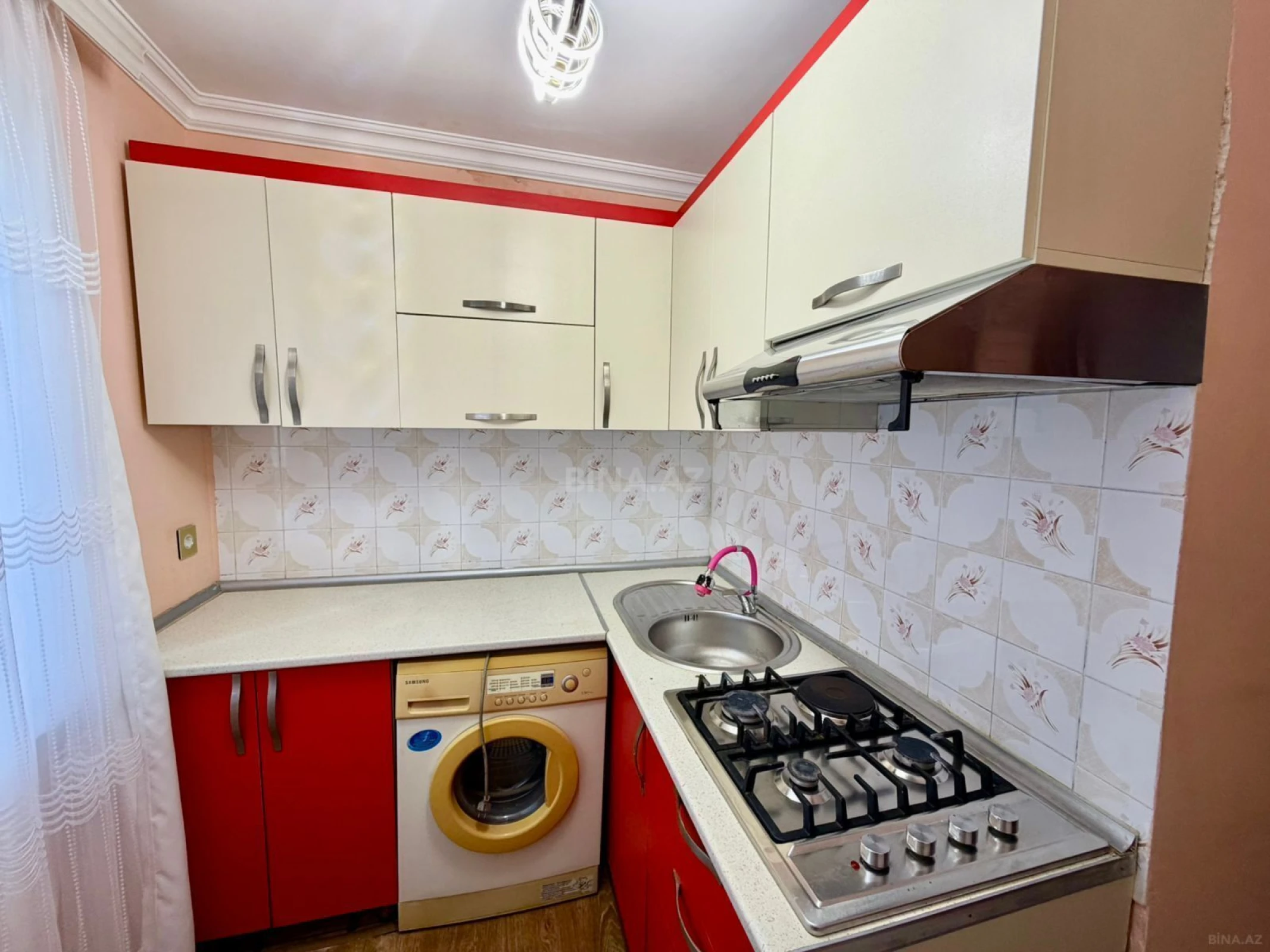 Satılır 2 otaqlı mənzil 55 m²