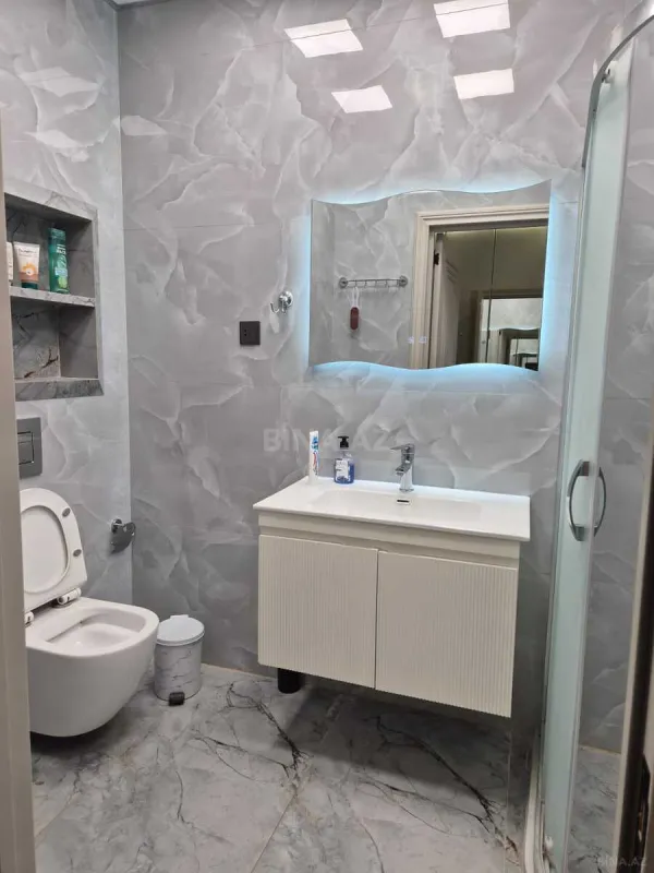 Kirayə verilir 2 otaqlı mənzil 75 m²