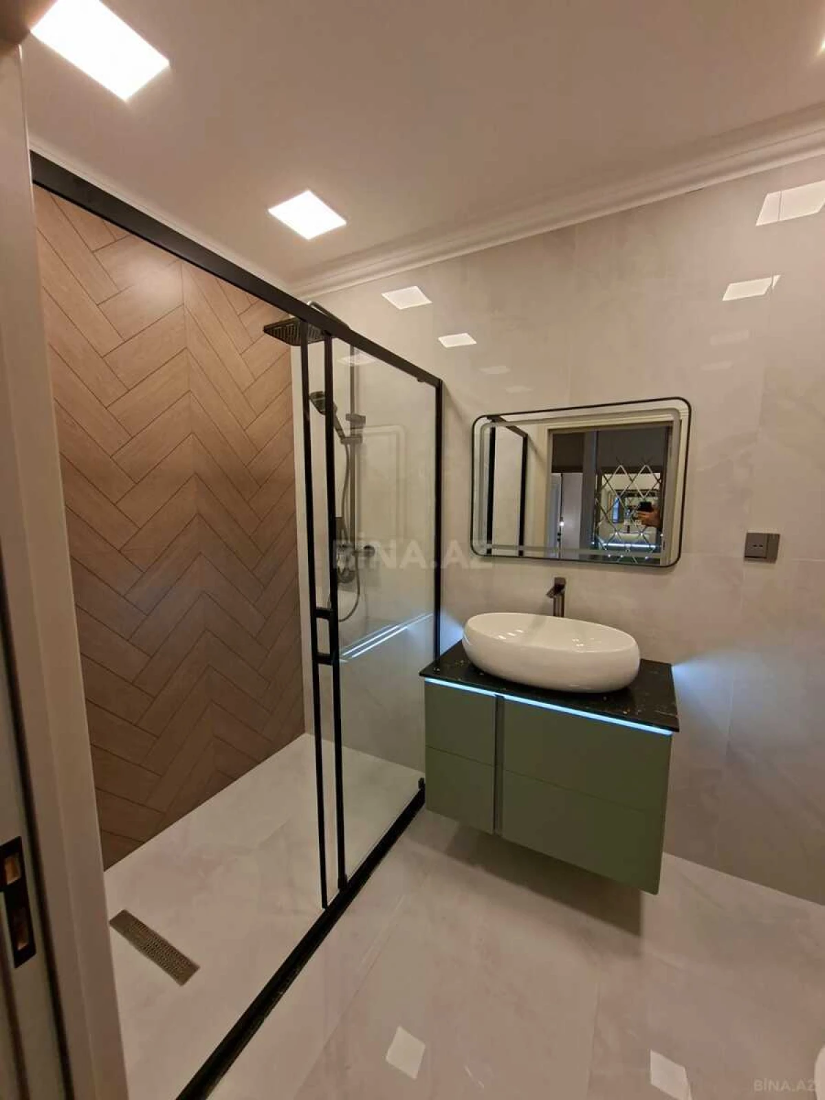 Satılır 3 otaqlı mənzil 100 m²