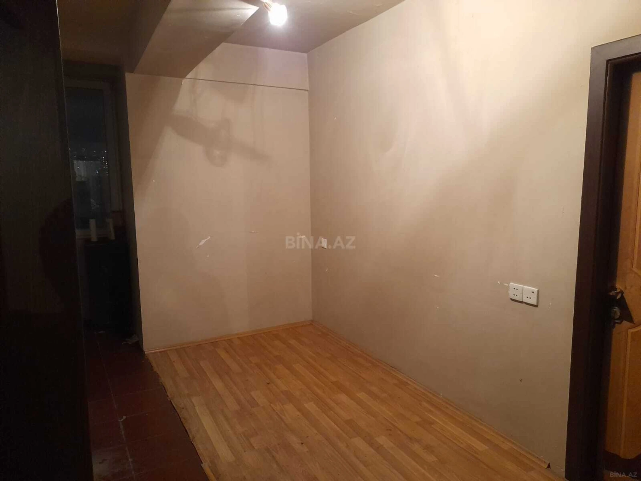 Satılır 3 otaqlı mənzil 100 m²