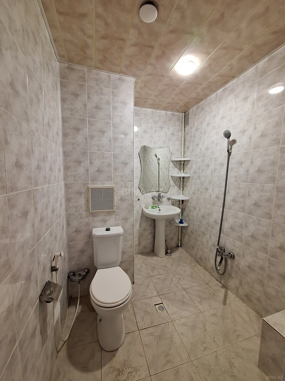 Satılır 2 otaqlı mənzil 45 m²