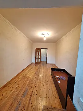Satılır 2 otaqlı mənzil 45 m²