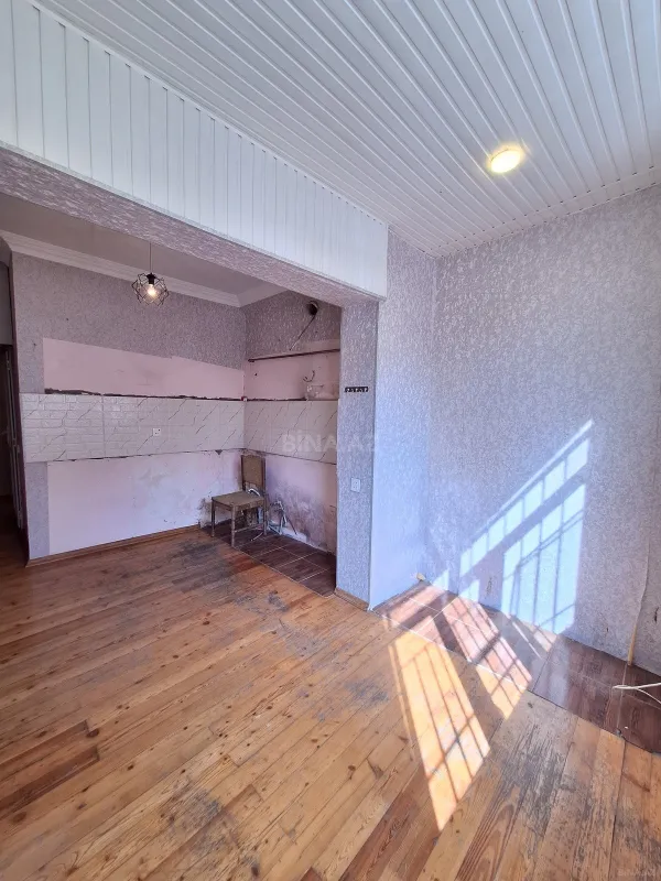 Satılır 2 otaqlı mənzil 45 m²