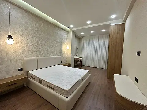 Kirayə verilir 3 otaqlı mənzil 95 m²