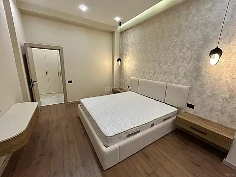 Kirayə verilir 3 otaqlı mənzil 95 m²