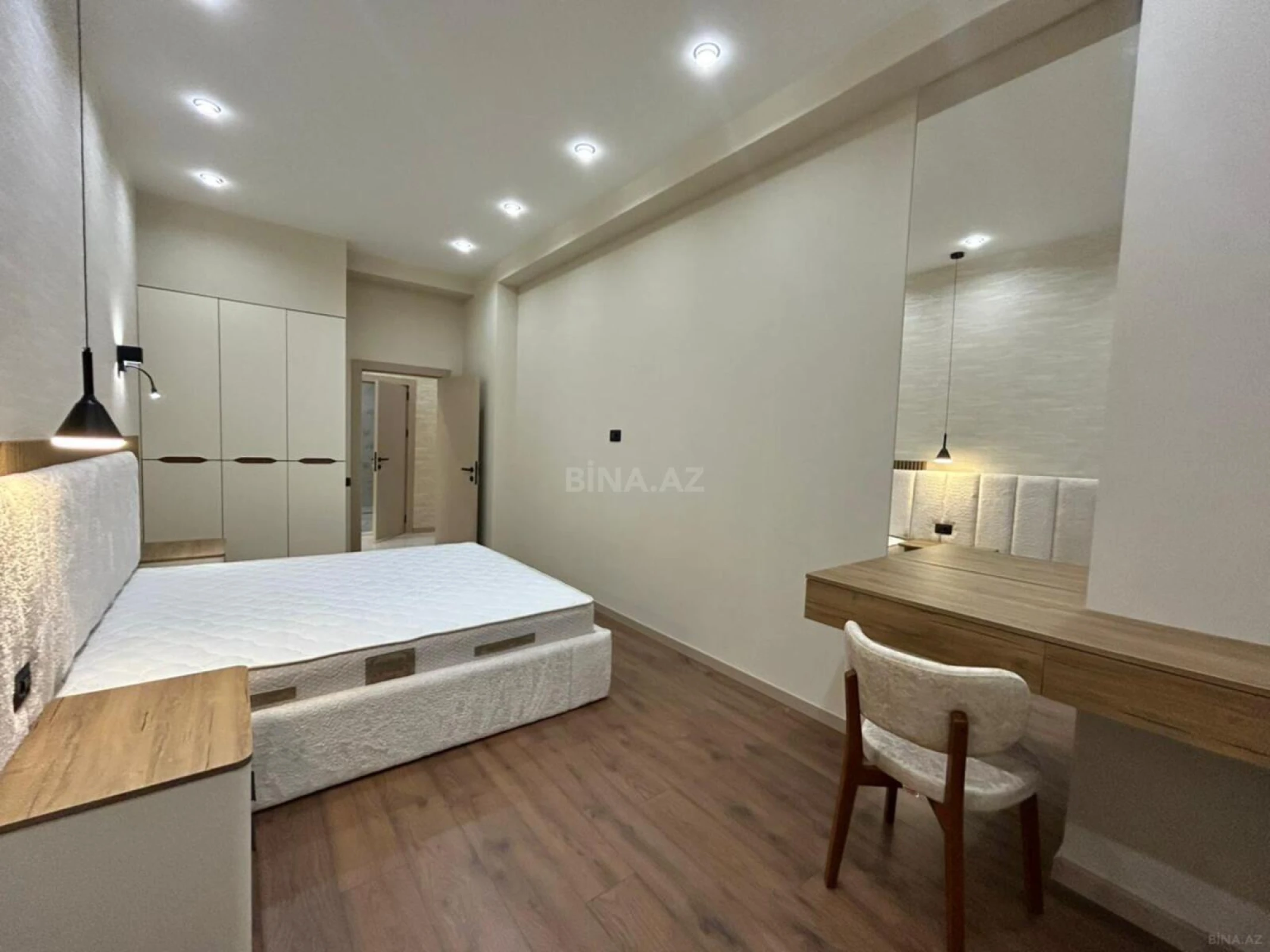 Kirayə verilir 3 otaqlı mənzil 95 m²