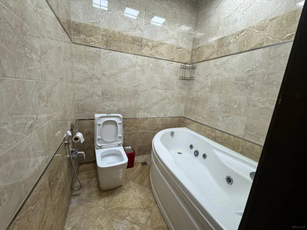 Kirayə verilir 4 otaqlı mənzil 200 m²
