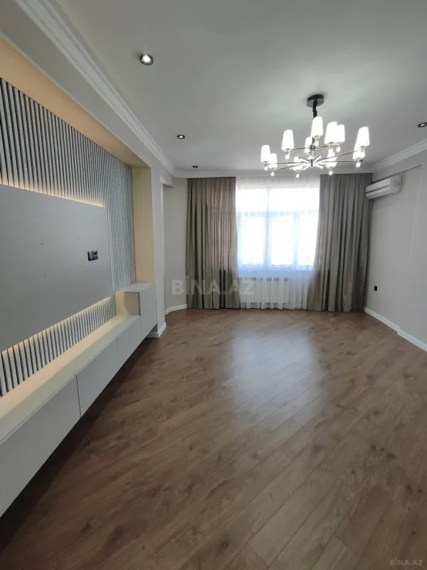 Satılır 2 otaqlı mənzil 96 m²