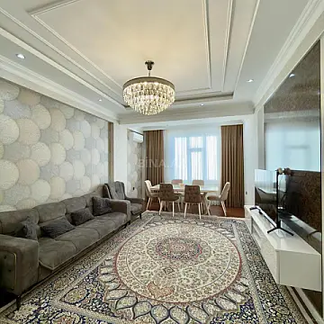 Satılır 3 otaqlı mənzil 117 m² — Bakı 3 otaq 117.00 m²