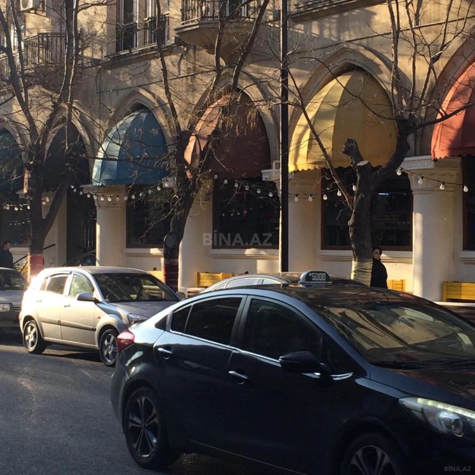 Satılır obyekt 219 m²