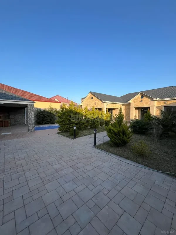 Satılır 4 otaqlı həyət evi 190 m²