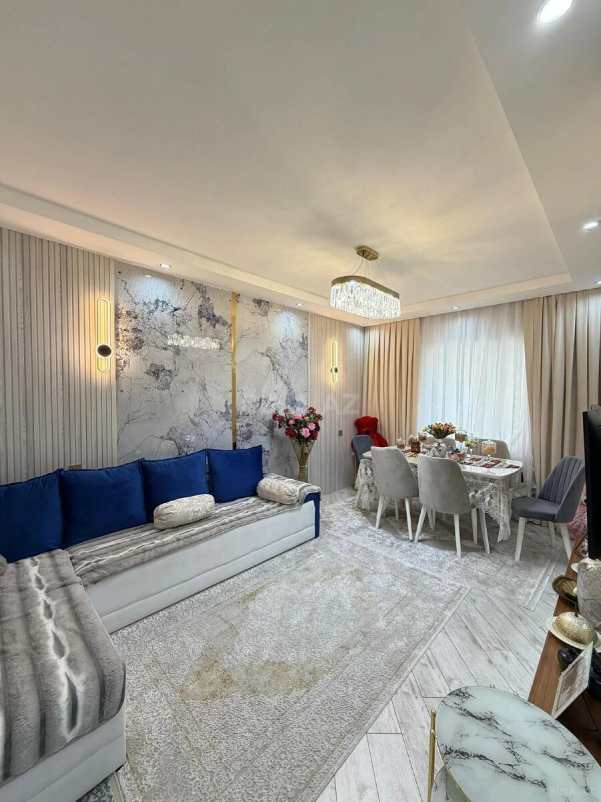 Satılır 2 otaqlı mənzil 65 m²