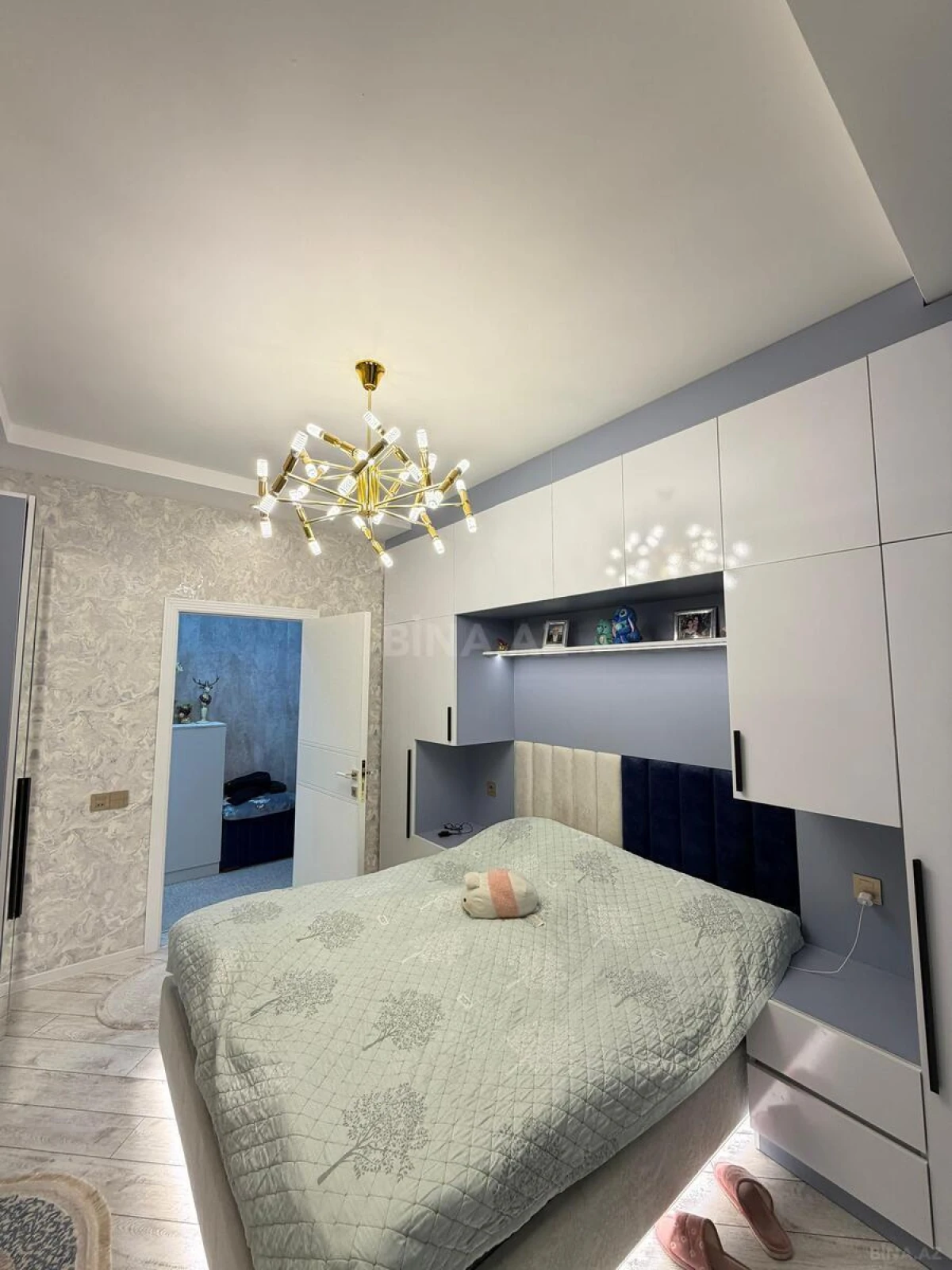Satılır 2 otaqlı mənzil 65 m²