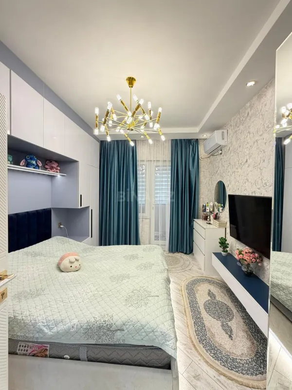 Satılır 2 otaqlı mənzil 65 m²